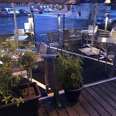 Hotel - Restaurant Au Tonnelier Bergues Exteriér fotografie