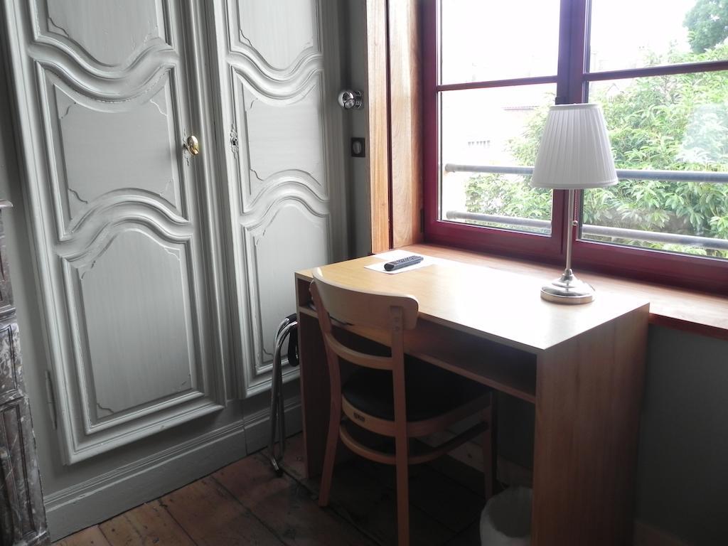 Hotel - Restaurant Au Tonnelier Bergues Pokoj fotografie
