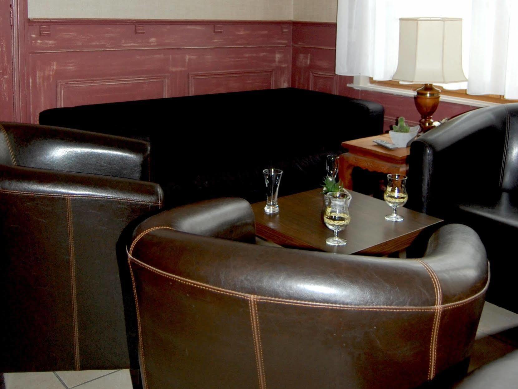 Hotel - Restaurant Au Tonnelier Bergues Exteriér fotografie
